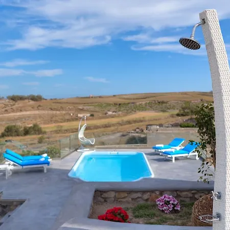Holiday home Queen Of Santorini Karterados (Santorini)