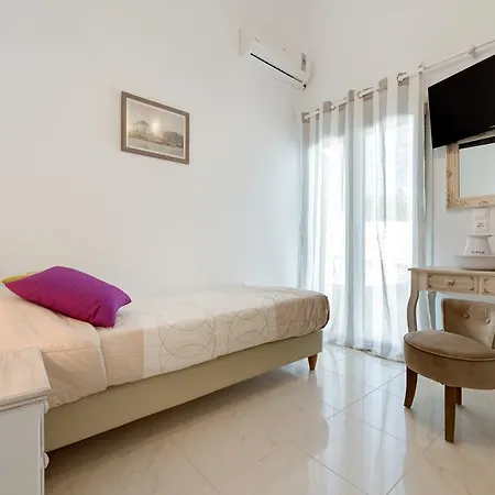 Holiday home Queen Of Santorini