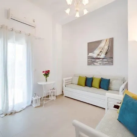 Queen Of Santorini Holiday home *